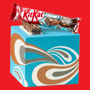KitKat Chunky FUNKY Milk & White Chocolate Bar 40g - Happy Candy UK LTD