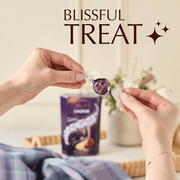 Lindt Lindor Shortbread LIMITED EDITION Milk Chocolate Truffles Box 200g