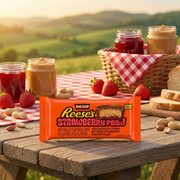 Reese's Strawberry Peanut Butter & Jelly Big Cup King Size (USA) 79g