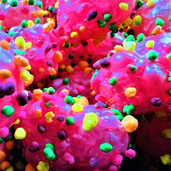 Freeze Dried Nerds Rainbow Gummy Clusters 40 Piece Pouch - Happy Candy UK LTD